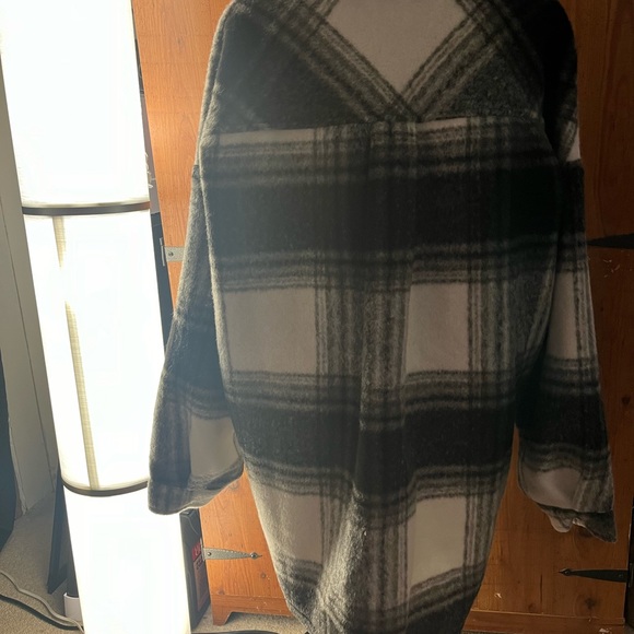 Wool shacket - Picture 2 of 7